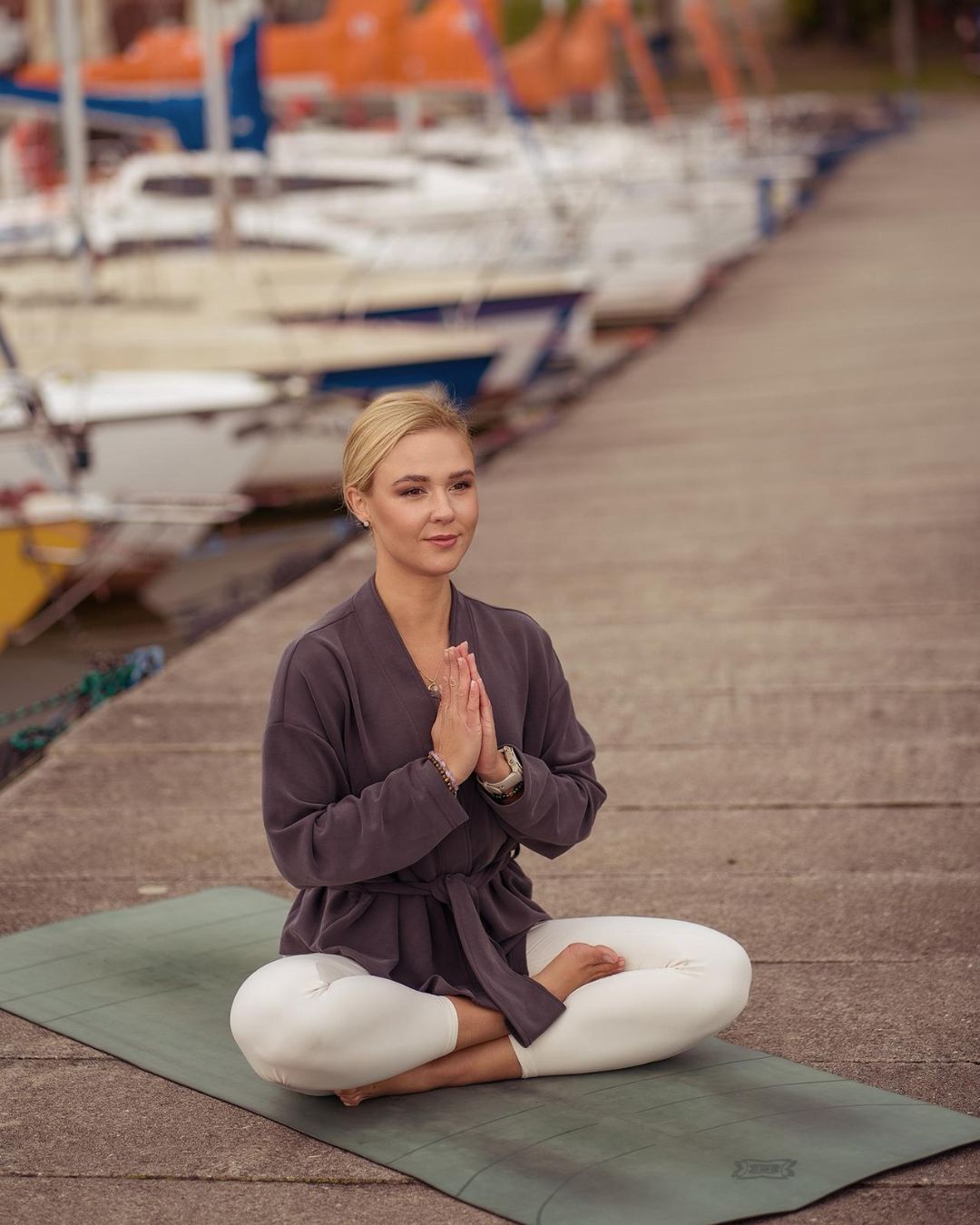 magic-of-movement-yoga-session-1.jpg